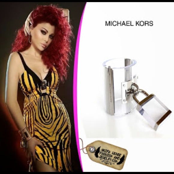 EUC MICHEAL KORS Runway Lucite Padlock Cuff - Picture 6 of 6